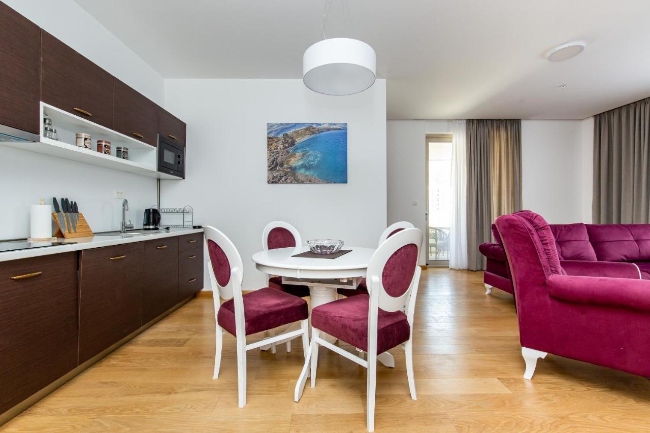 Apartments Lora In Apart-Hotel بودفا المظهر الخارجي الصورة