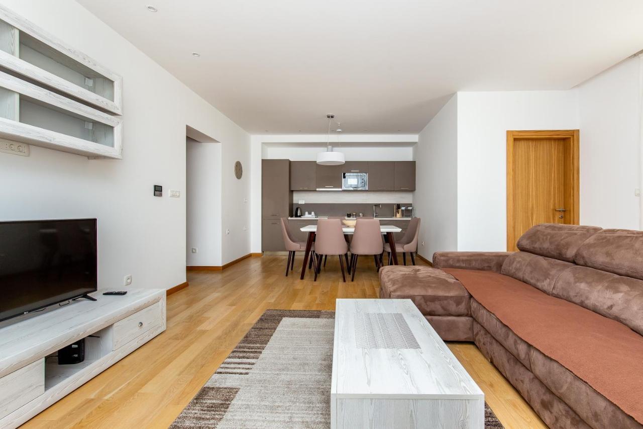 Apartments Lora In Apart-Hotel بودفا المظهر الخارجي الصورة