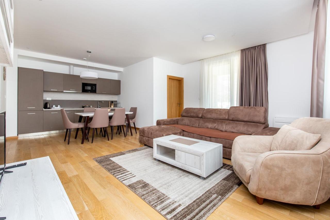 Apartments Lora In Apart-Hotel بودفا المظهر الخارجي الصورة