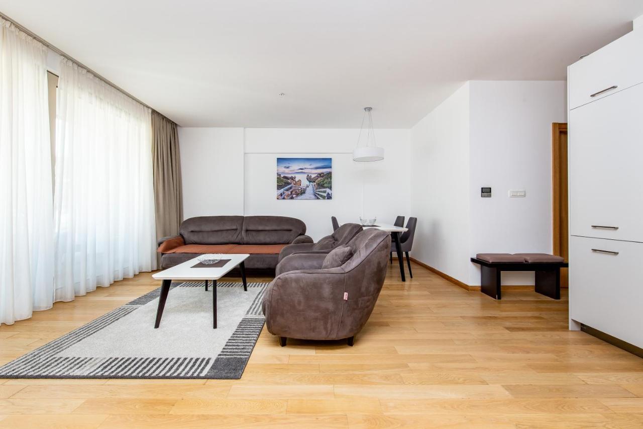 Apartments Lora In Apart-Hotel بودفا المظهر الخارجي الصورة