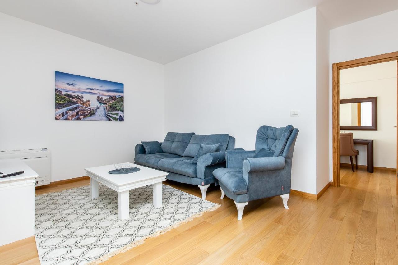Apartments Lora In Apart-Hotel بودفا المظهر الخارجي الصورة
