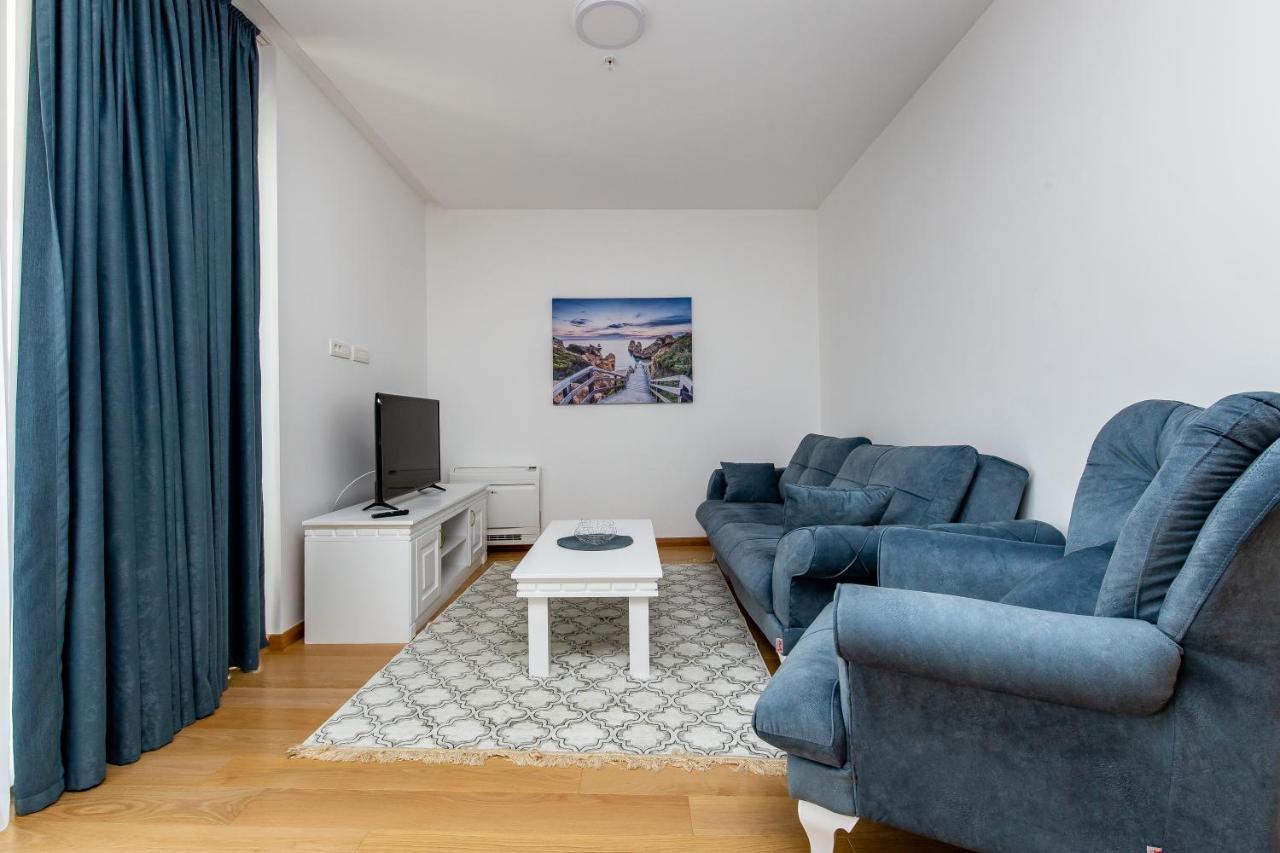 Apartments Lora In Apart-Hotel بودفا المظهر الخارجي الصورة